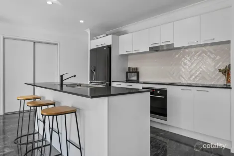 Property photo of 35 Bradleys Street Ripley QLD 4306