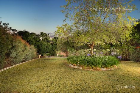 Property photo of 37 Kingfisher Drive West Wodonga VIC 3690