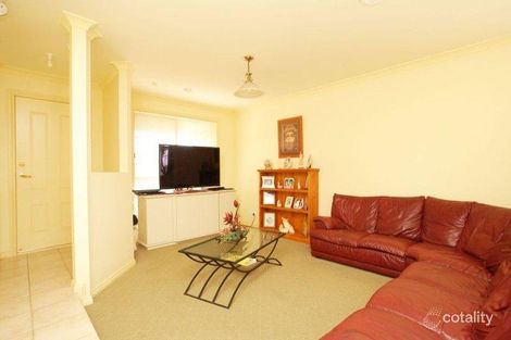 Property photo of 11 Wattleview Road Roxburgh Park VIC 3064