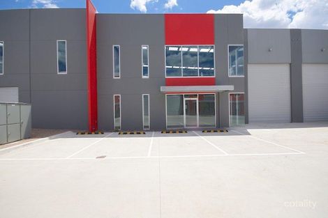 18/39 Eucumbene Dr, Ravenhall, VIC 3023