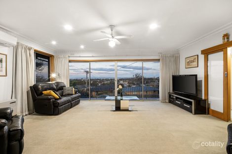 Property photo of 28 Devon Street Hamlyn Heights VIC 3215