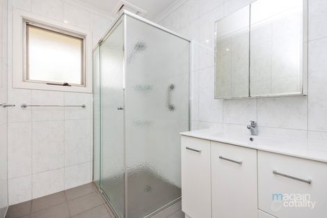 Property photo of 17 Fabian Crescent Morphett Vale SA 5162