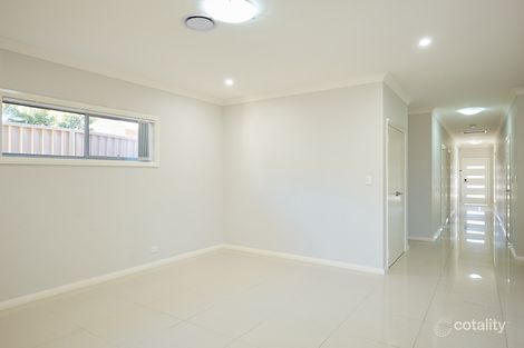 Property photo of 34 Waring Crescent Plumpton NSW 2761