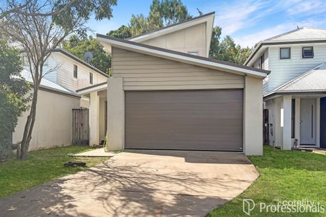 29 Warilla View, Blacks Beach, QLD 4740
