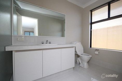 Property photo of 42 Mutiny Terrace Quinns Rocks WA 6030