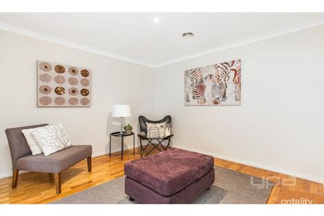 Property photo of 1/30 Jade Way Hillside VIC 3037