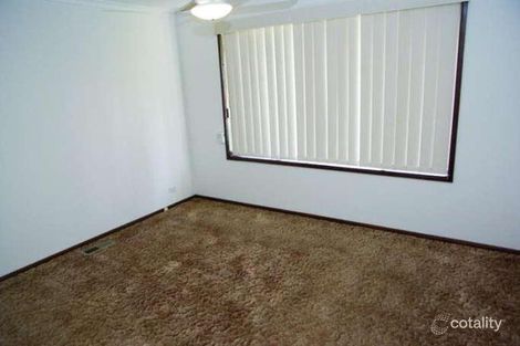 Property photo of 8 Loth Street Ashmont NSW 2650