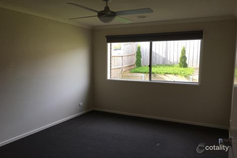 Property photo of 8 Tara Grove Drouin VIC 3818