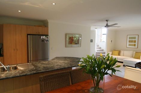Property photo of 3/113 Whiting Street Labrador QLD 4215