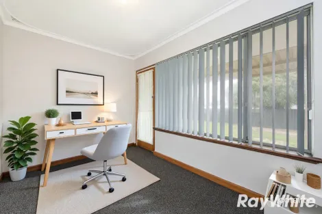 Property photo of 40 Peter Street Halls Head WA 6210