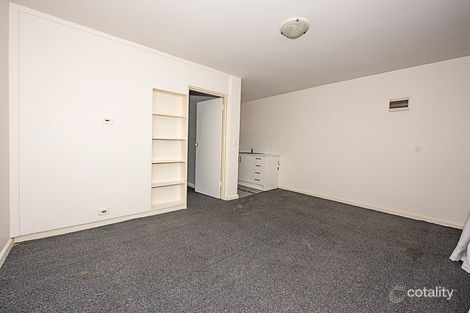 Property photo of 2/5 Shirley Grove St Kilda East VIC 3183
