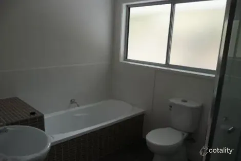 Property photo of 1/18 Stockwhip Place Sumner QLD 4074