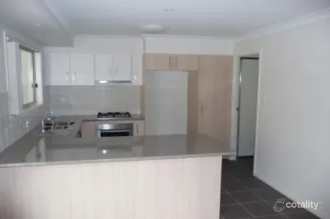 Property photo of 1/18 Stockwhip Place Sumner QLD 4074