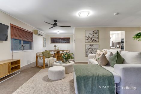 Property photo of 11 Nemarra Street Wynnum West QLD 4178