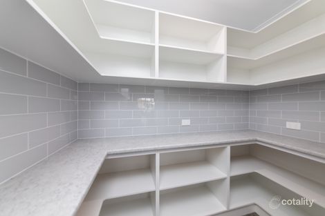 Property photo of 3 Kirkwood Place Dubbo NSW 2830