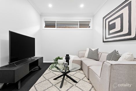 Property photo of 22 Glenroy Drive Claymore NSW 2559