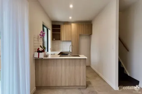 Lot 2/27 Byrne St, Bundamba, QLD 4304