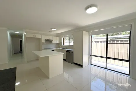 Property photo of 11 The Parkway Mallabula NSW 2319