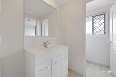 Property photo of 34 Bottlebrush Drive Kirkwood QLD 4680