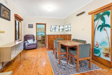 Property photo of 27 Kiarama Avenue Kiama Downs NSW 2533