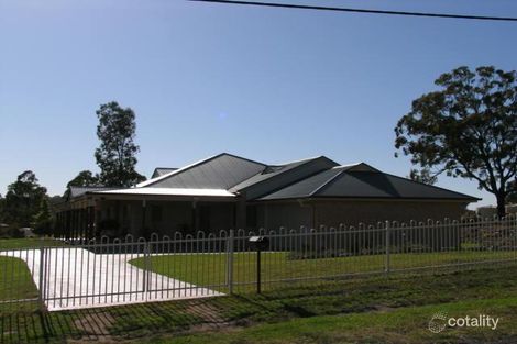 2 Tower Park Ct, Crows Nest, QLD 4355