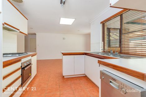 74 Ropele Dr, Parkwood, WA 6147