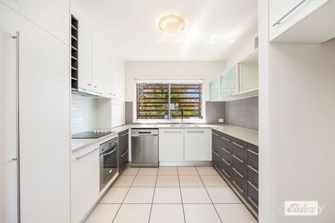 Property photo of 8/80 Moolyyir Street Urangan QLD 4655