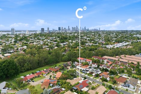 1/12 Avi Ct, Labrador, QLD 4215