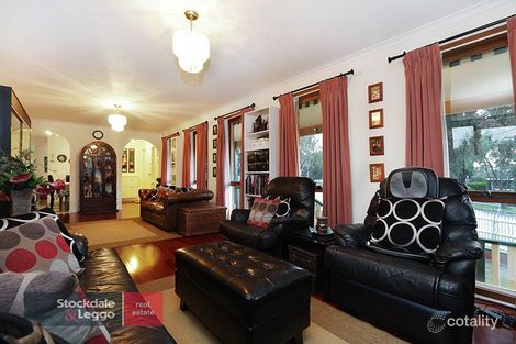 Property photo of 2 Dargo Close Croydon Hills VIC 3136