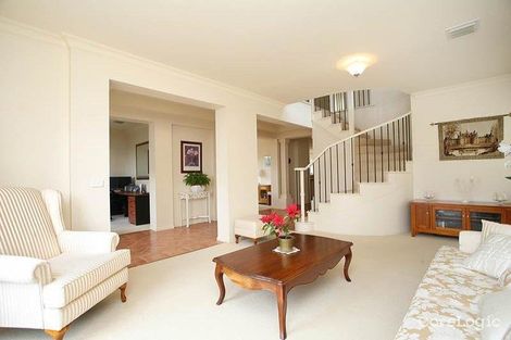 Property photo of 9 Morilla Court Gisborne VIC 3437