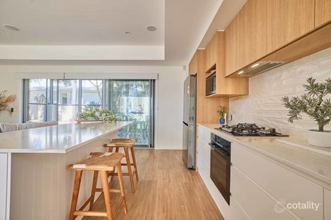 Property photo of 11 North Point Avenue Kingscliff NSW 2487