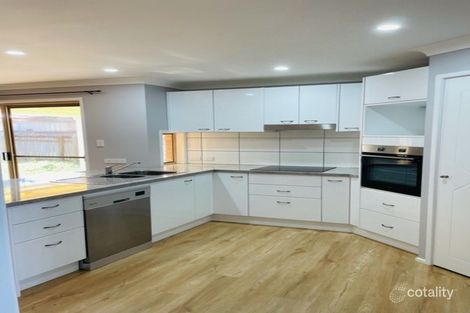 Property photo of 9 Ewan Place Bracken Ridge QLD 4017