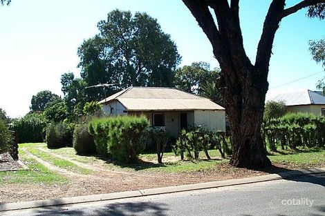 217 Third St, Wonthella, WA 6530