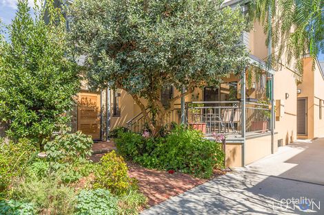 Property photo of 24 Bailey Place Yarralumla ACT 2600