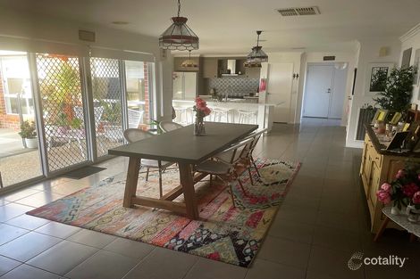 Property photo of 10 Dartmouth Court Kialla VIC 3631
