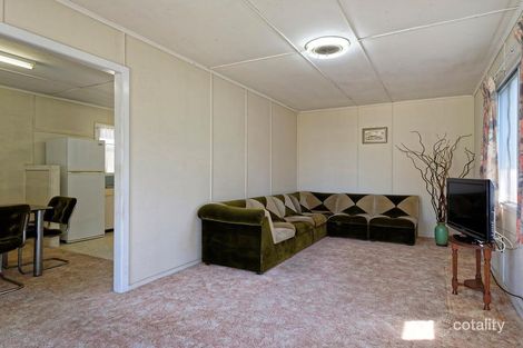 Property photo of 19 Knights Terrace Margate QLD 4019