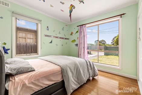 Property photo of 8 Chifley Crescent Dandenong North VIC 3175