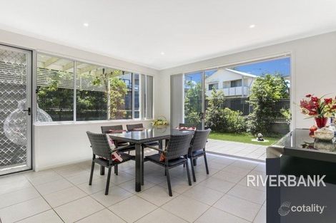 Property photo of 33 Daruga Avenue Pemulwuy NSW 2145
