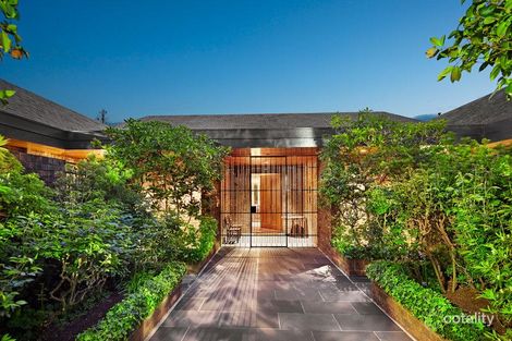 Property photo of 25 St Georges Road Toorak VIC 3142
