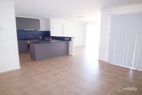 Property photo of 10 Castlereagh Street Carrum Downs VIC 3201
