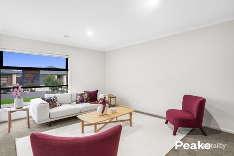 Property photo of 17 Greenwich Drive Berwick VIC 3806