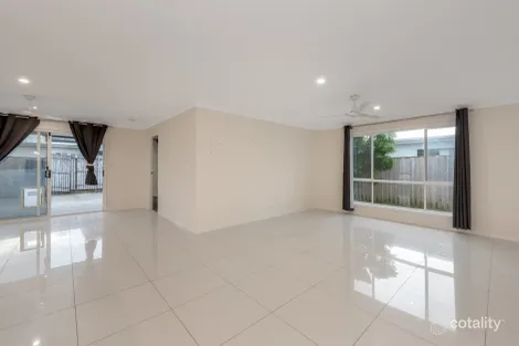 Property photo of 2 Barron Court Pimpama QLD 4209