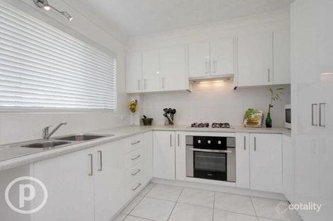 Property photo of 1/32 Kinmond Avenue Wavell Heights QLD 4012