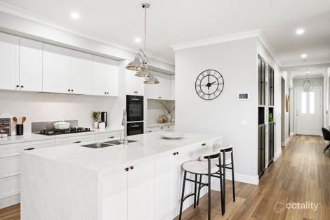 Property photo of 31 Bloom Avenue Greenvale VIC 3059