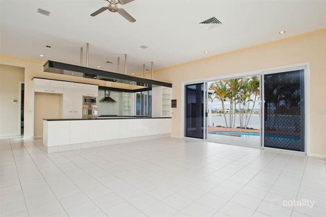 Property photo of 16 Excalibur Court Paradise Point QLD 4216