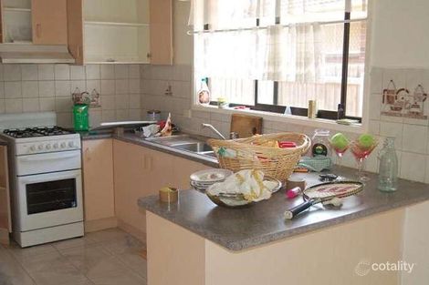 Property photo of 1 Poplar Court St Albans VIC 3021