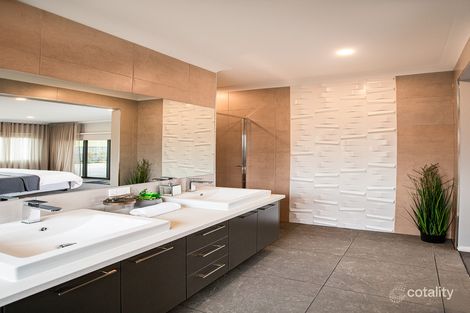 Property photo of 5 Davallia Crescent Drouin VIC 3818