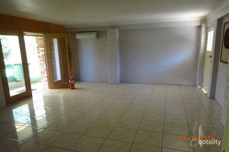 Property photo of 19 Craigerne Court Chuwar QLD 4306