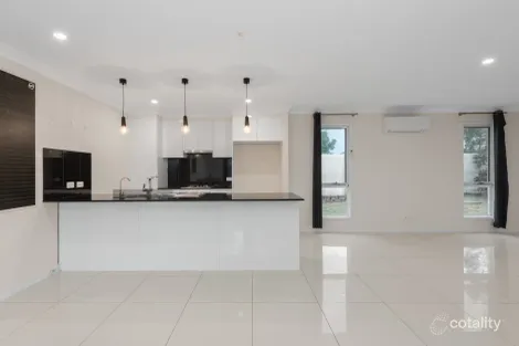 Property photo of 2 Barron Court Pimpama QLD 4209