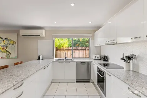 Property photo of 10 Grevillea Place Bridgeman Downs QLD 4035